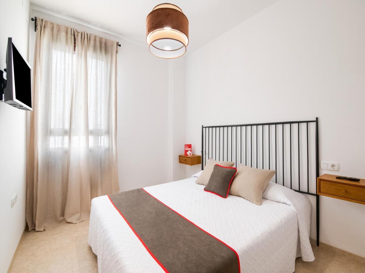 Apartamentos Santiago Écija Exteriör bild